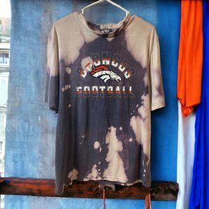 Denver Broncos Bleeched Tee